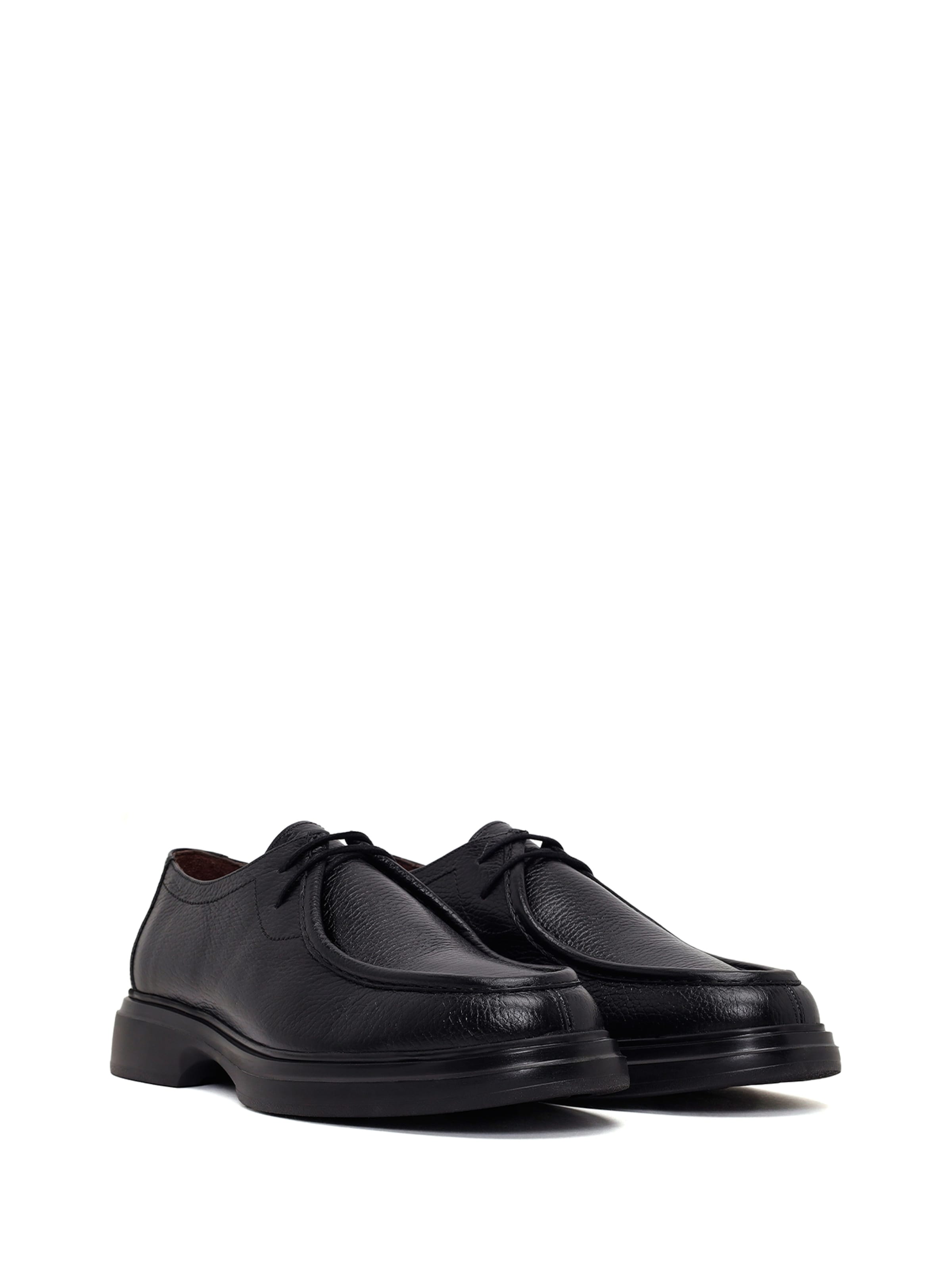 Chaussure à lacets Derimod en noir