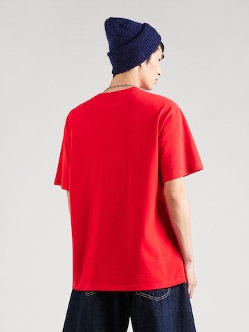 T-Shirt 'MAARKOS' ARMEDANGELS en rouge