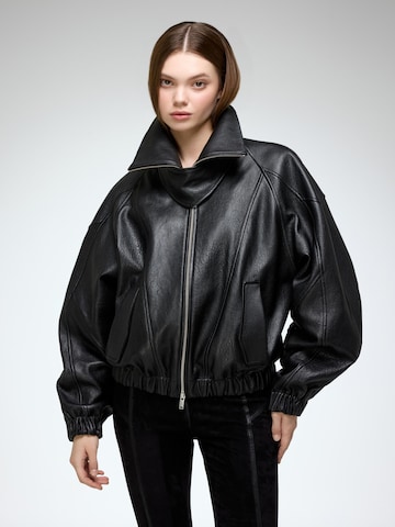 V S P Winter jacket 'May' in Black