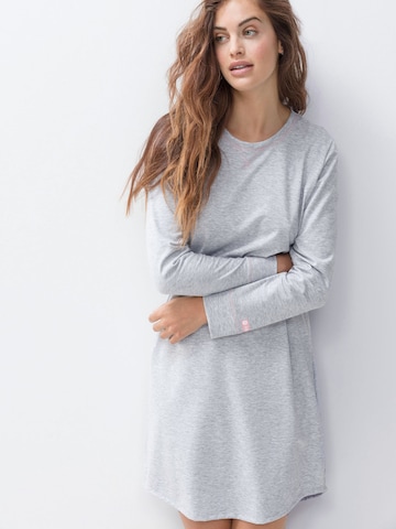 Chemise de nuit Mey en gris : devant