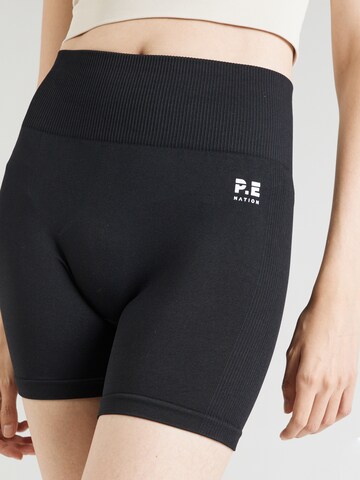 Skinny Pantaloni sportivi 'Restore Seamless 5' di P.E Nation in nero