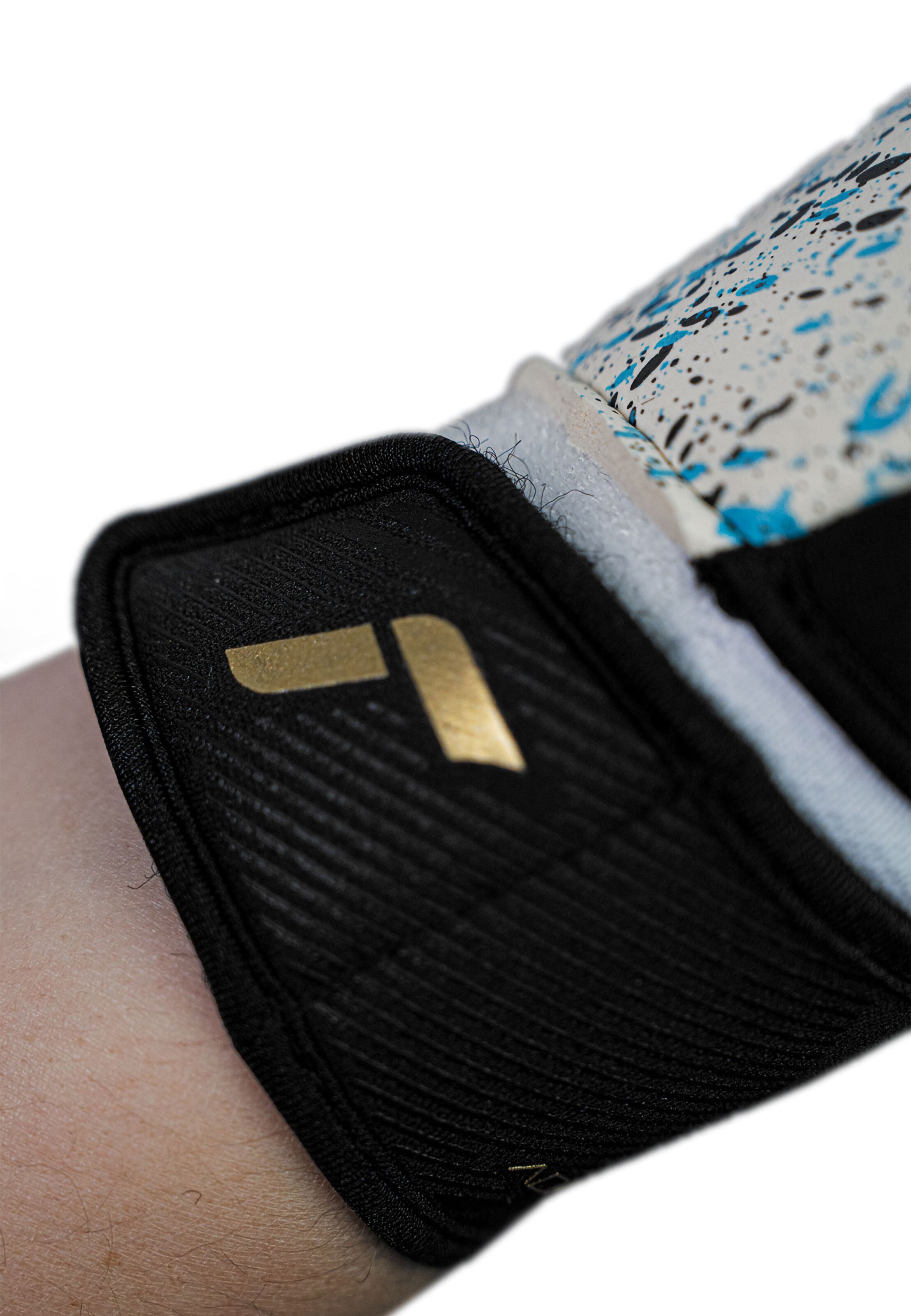 REUSCH Athletic Gloves 'Fastgrip Fusion Junior' in Gold