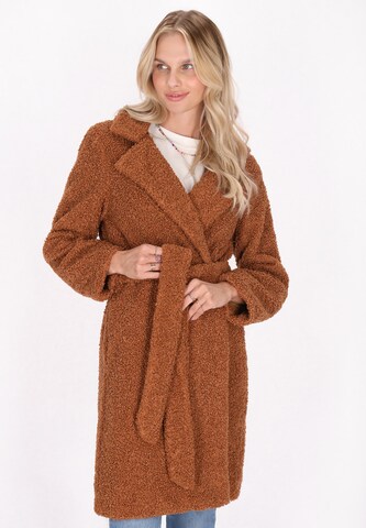 Cappotto di mezza stagione di IZIA in marrone: frontale