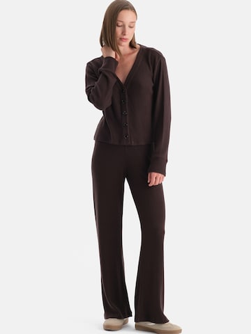 Dagi Tričko - Hnedá