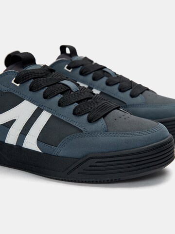 Pull&Bear Sneakers in Grey