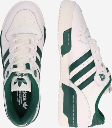 ADIDAS ORIGINALS - Zapatillas deportivas bajas 'RIVALRY' en blanco