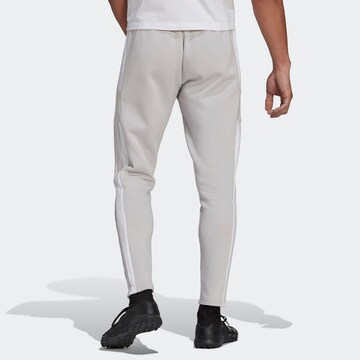 ADIDAS SPORTSWEAR Slimfit Sportbroek 'Squadra 21 Sweat' in Grijs