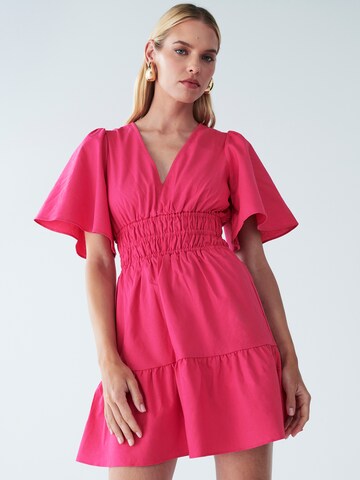 BWLDR Dress 'Brennie' in Pink: front