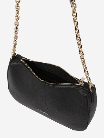 Calvin Klein Shoulder Bag in Black