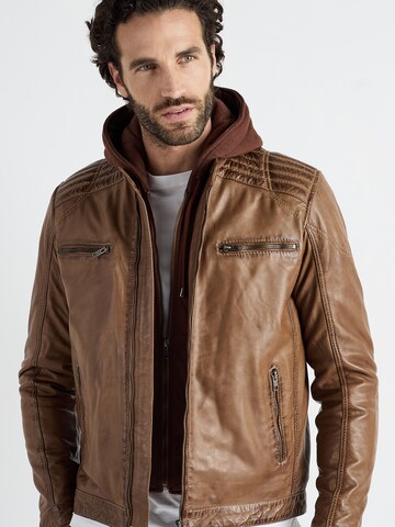 JCC Tussenjas in Bruin