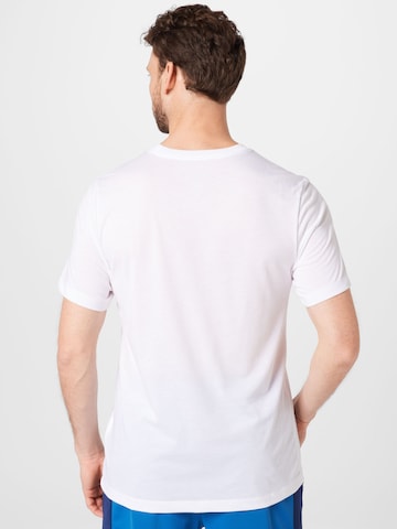 NIKE - Camiseta funcional en blanco