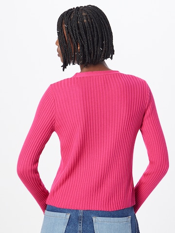 Geacă tricotată de la Oasis pe roz