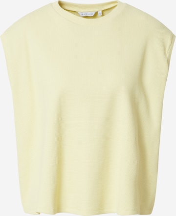 T-shirt 'OVAR' JAN 'N JUNE en jaune : devant