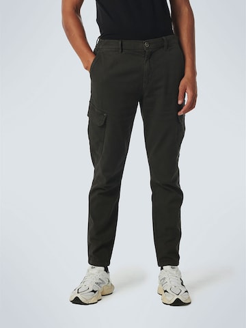 No Excess Regular Cargo Pants in Black: front