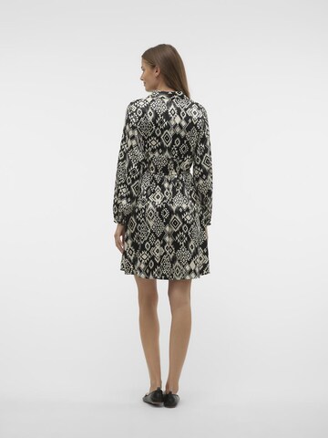 VERO MODA Blusenkleid in Schwarz
