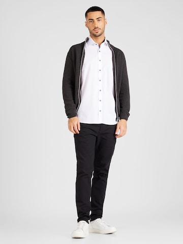 balta OLYMP Standartinis modelis Dalykinio stiliaus marškiniai 'Level 5'