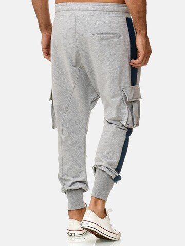 regular Pantaloni '19618' di Tazzio in grigio