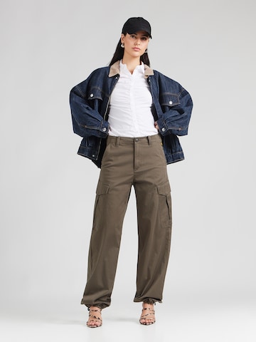 G-STAR Loose fit Cargo trousers in Grey