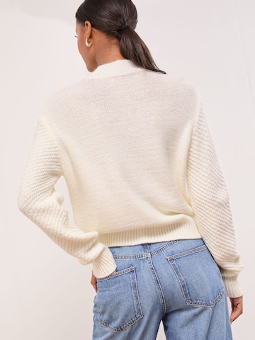 Lipsy Sweater in White