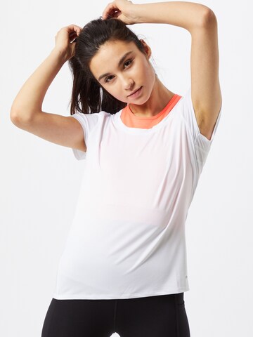 Marika Performance shirt 'TRISHA' in White: front