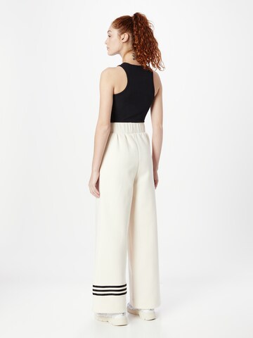 Wide leg Pantaloni 'Adicolor Neuclassics' de la ADIDAS ORIGINALS pe bej