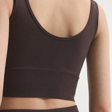 ADIDAS ORIGINALS Korzetová Podprsenka 'Essentials' – hnědá