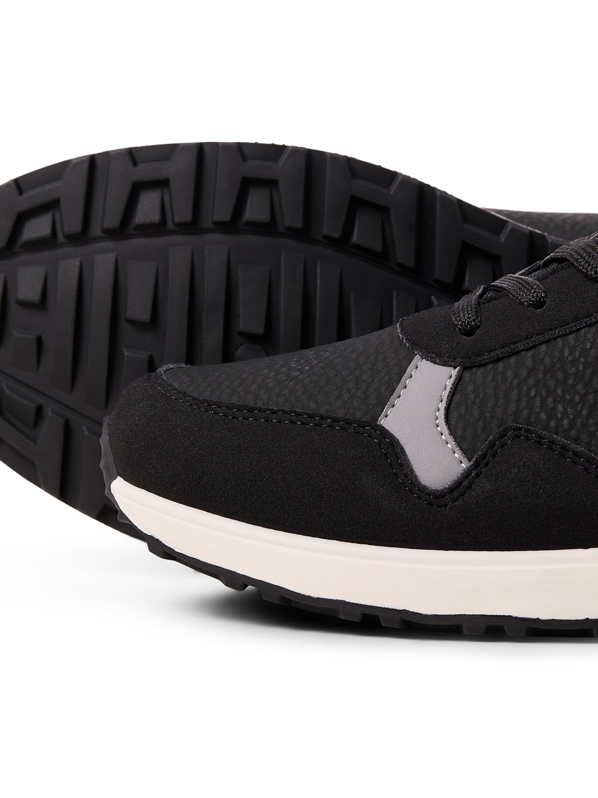 Sneaker low 'JFWBOWDEN' de la JACK & JONES pe negru