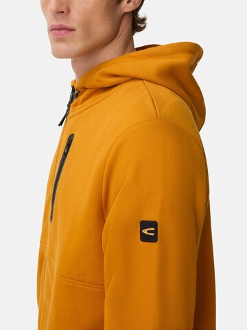 Hanorac de la CAMEL ACTIVE pe galben