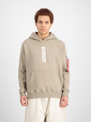 ALPHA INDUSTRIES Sweatshirt i beige: framsida