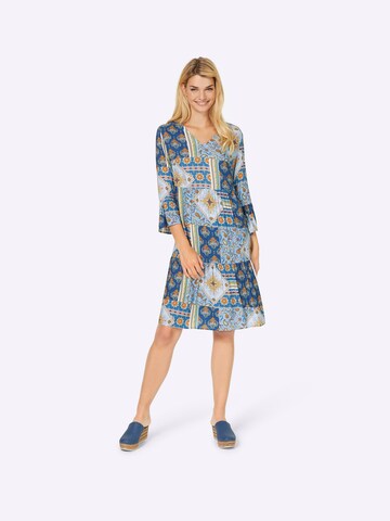 Robe heine en bleu