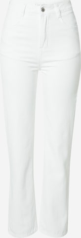 In The Style Regular Jeans 'NAOMI' in White: front