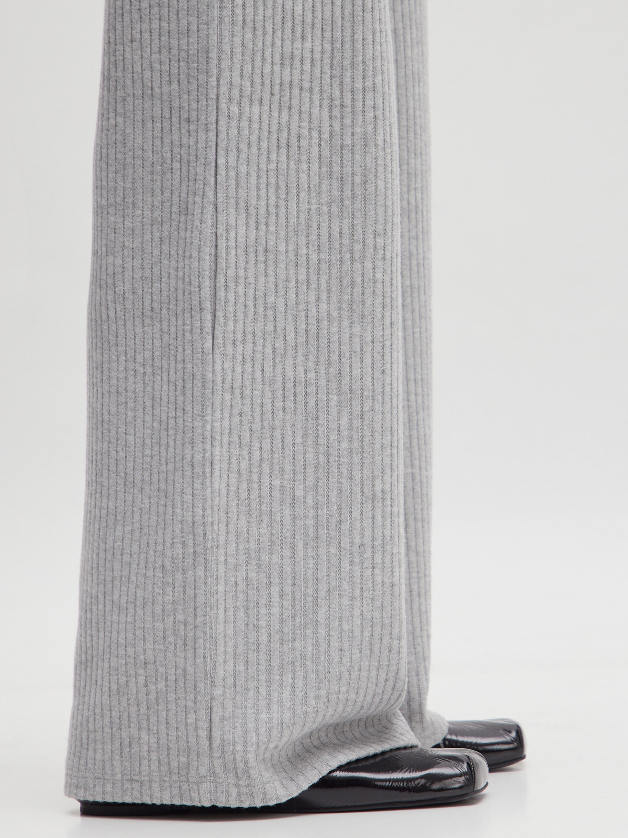 EDITED Producten Broek 'Corin' Grijs