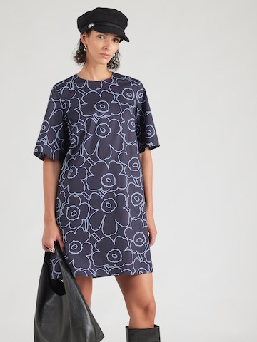 Marimekko Šaty 'KUKKIVA' - Modrá: predná strana