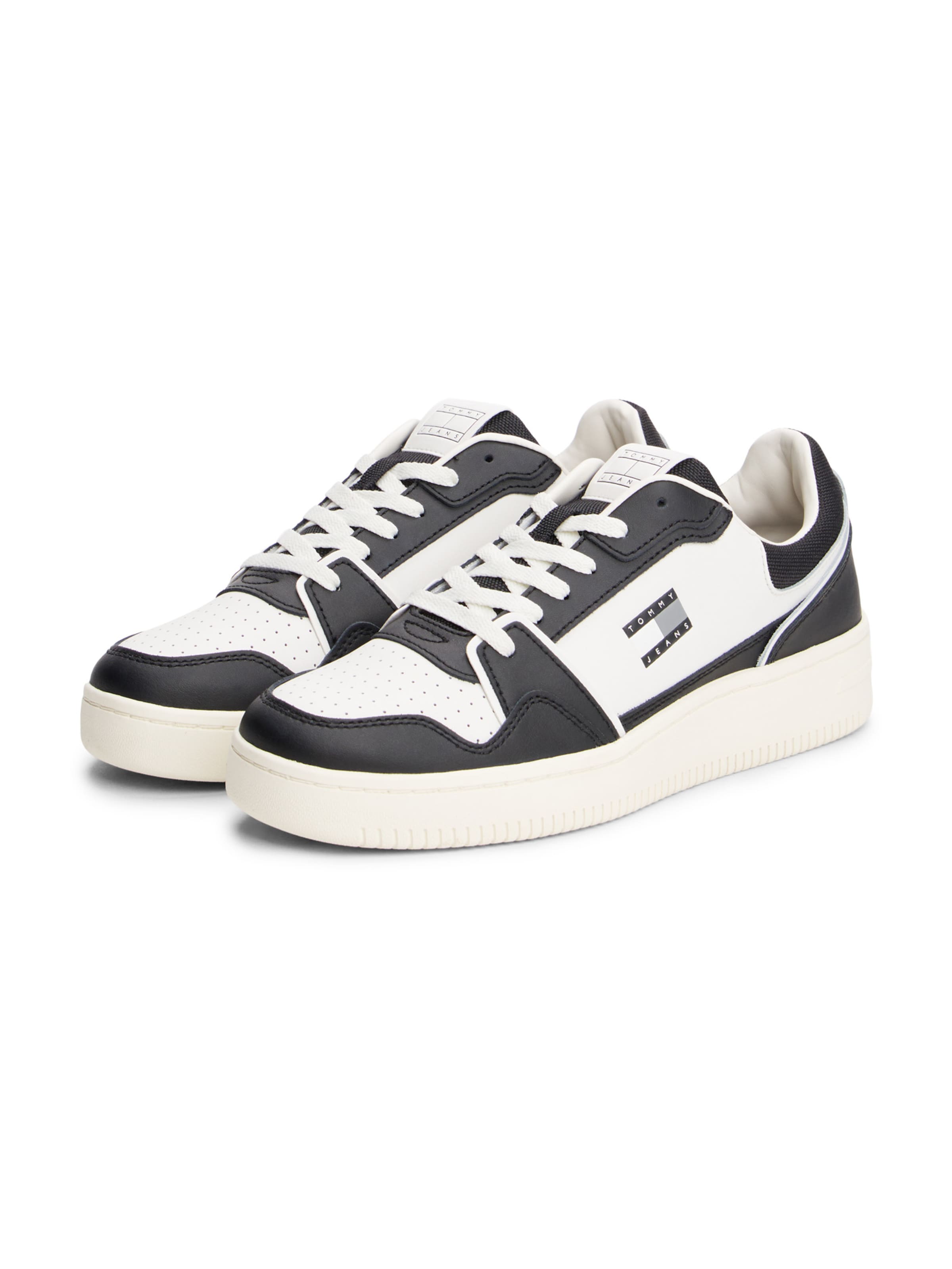 Tommy Jeans Madalad ketsid 'RETRO BASKET', värv must