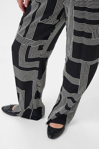 Wide Leg Pantalon à pince 'Donna' KAFFE CURVE en noir