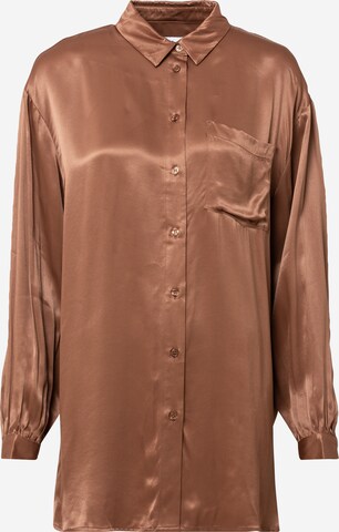 Chemise de nuit 'HENVA' minimum en marron : devant