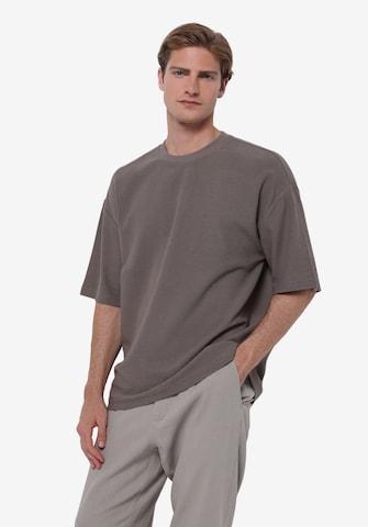 Colin's Shirt in Bronze: front