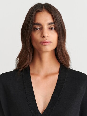 Pull-over 'Rena' TATUUM en noir