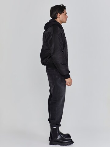 SikSilk Between-Season Jacket in Black