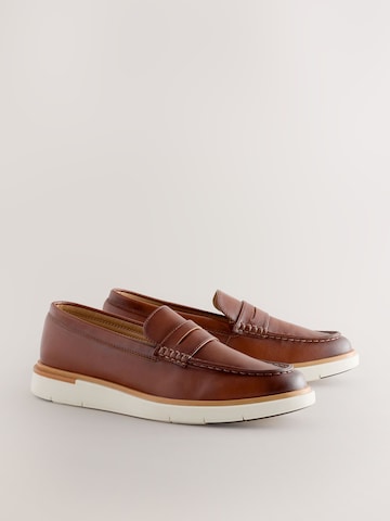 Chaussure basse Next en marron