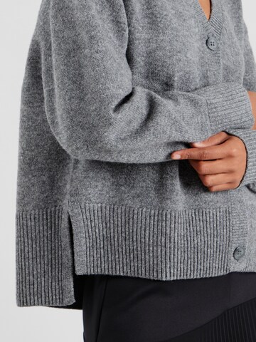 & Other Stories Strickjacke in Grau