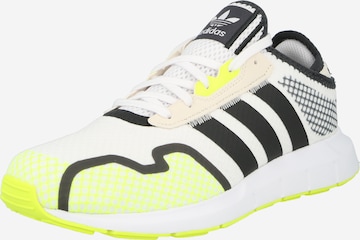 ADIDAS ORIGINALS Platform trainers 'Swift Run X' in White: front