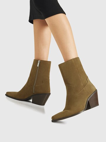 Pull&Bear Stiefelette in Gelb