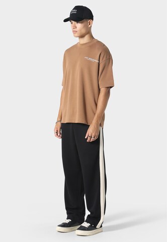 Irasuto Studios T-Shirt 'Saraisu' in Braun