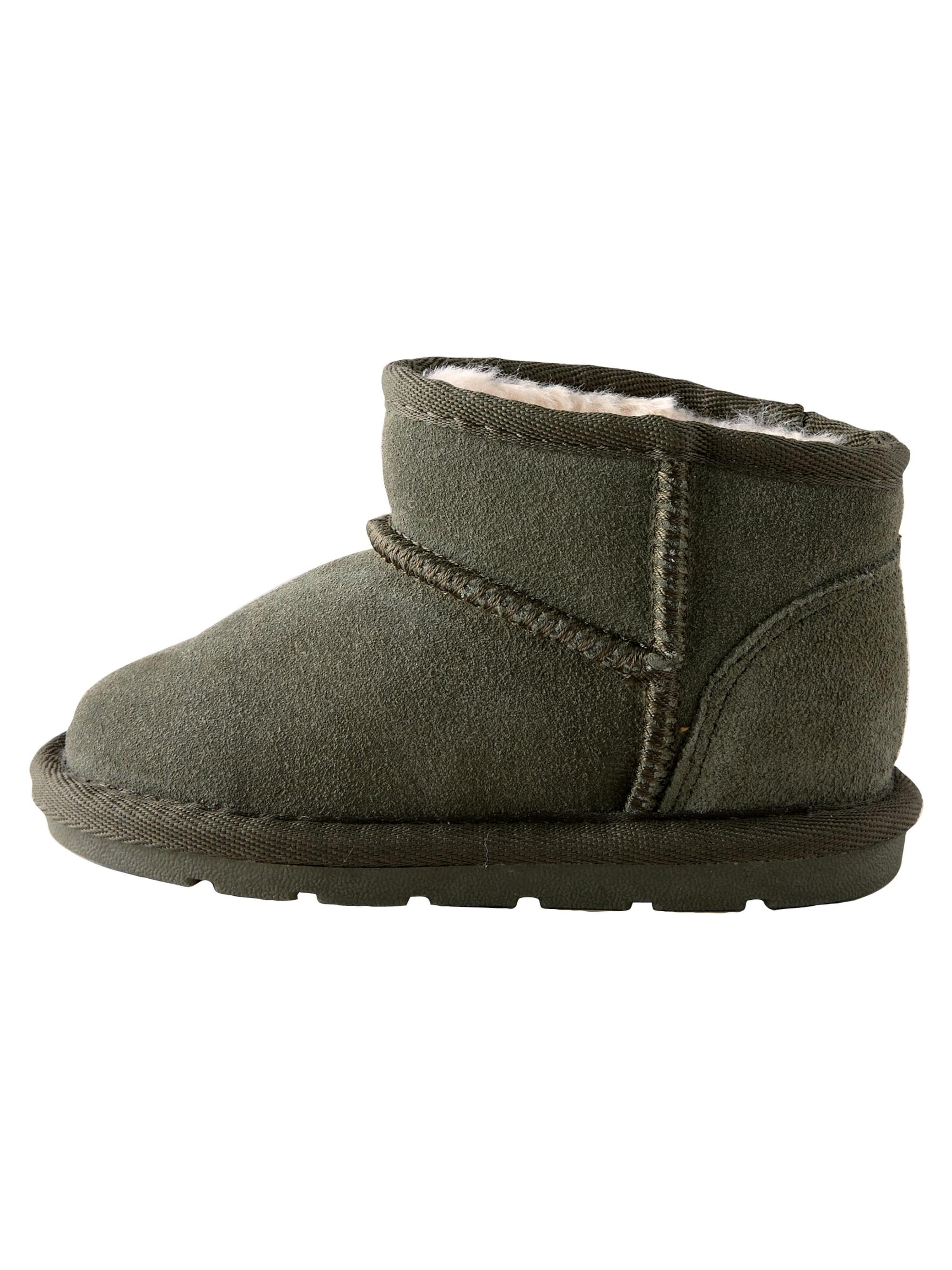 Next Μπότες σε πράσινο: μπροστά