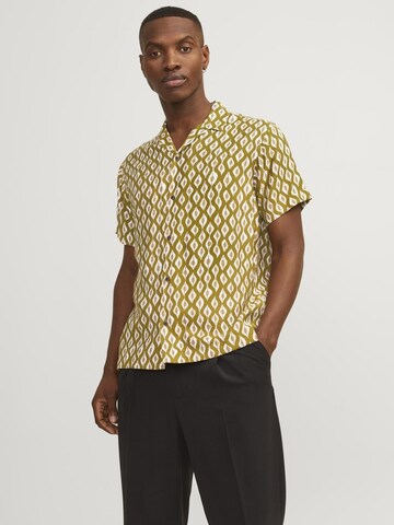 Coupe regular Chemise 'Lincoln' JACK & JONES en vert : devant