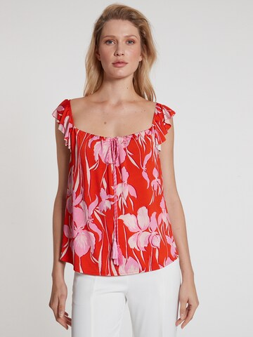 Ana Alcazar Top ' Gawyne ' in Red: front