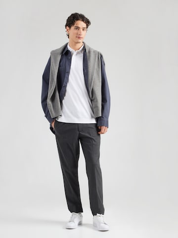 BOSS Black Paita 'P-Press' värissä valkoinen