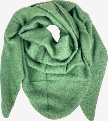 Kumixi Oversized Scarf in Green: front