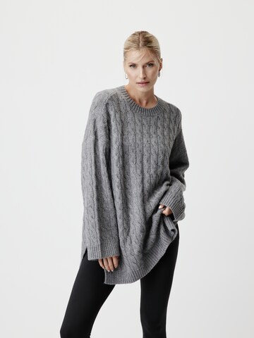 LeGer by Lena Gercke Свитер 'Jamila' в Серый: спереди